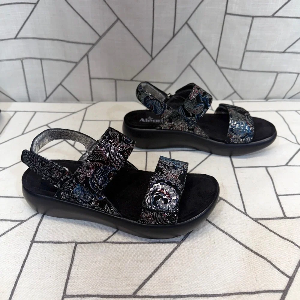 Alegria Platform Sandals Size 38 Black Metallic Paisley Brocade Leather BAI-611